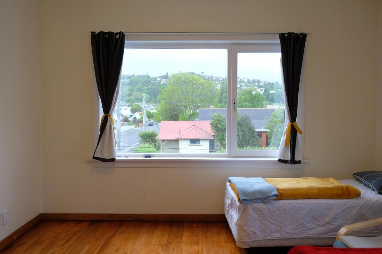 3 Spacious Bedrooms ダニーデン エクステリア 写真